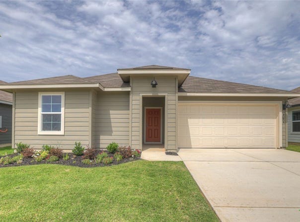 906 INDIAN Way, Seguin, TX 78155