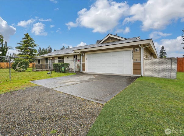 16820 36th Avenue E, Tacoma, WA 98446