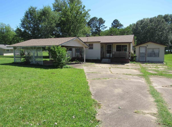 29 OVERCUP LAKE Road, Morrilton, AR 72110