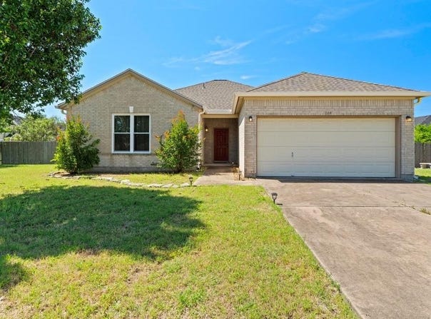 109 Silver Lace LN, Round Rock, TX 78664