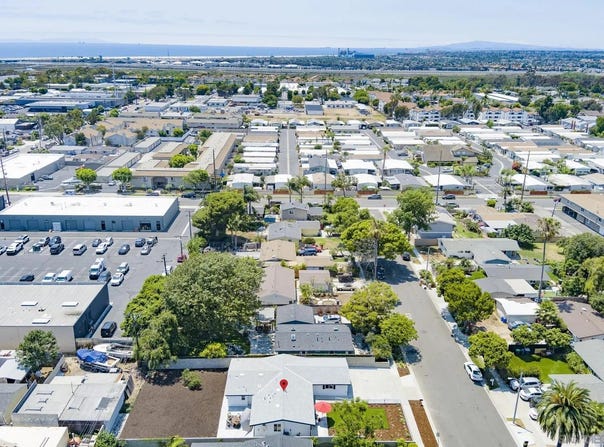 873 Towne Street, Costa Mesa, CA 92627