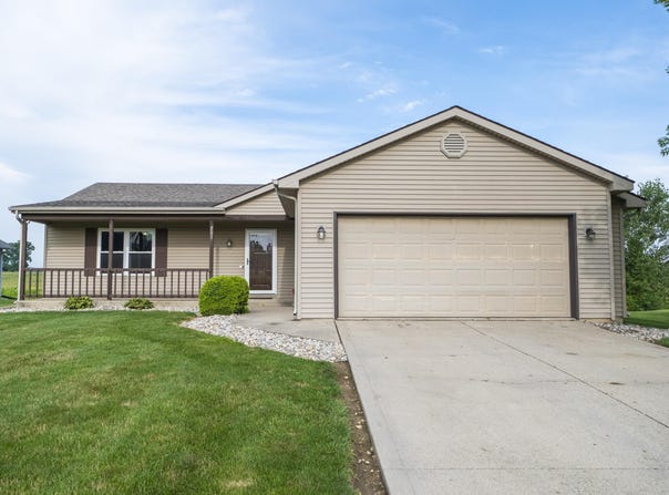 703 Rolling River Run, Albion, IN 46701