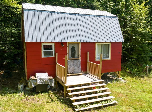 82 E Shore Road, Athens, ME 04912