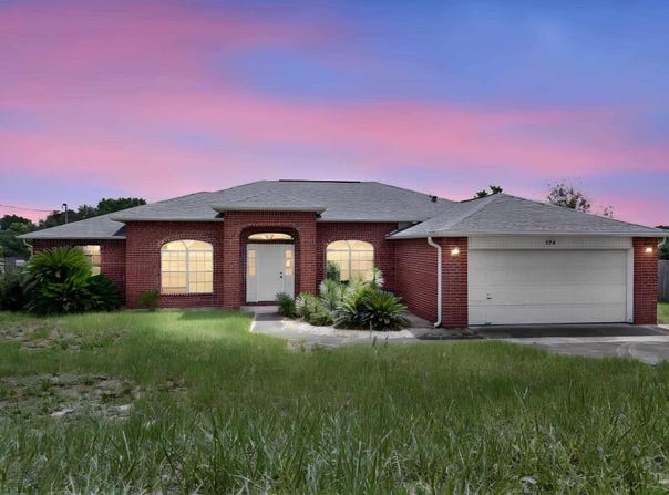 226 Trish Dr, Crestview, FL 32536