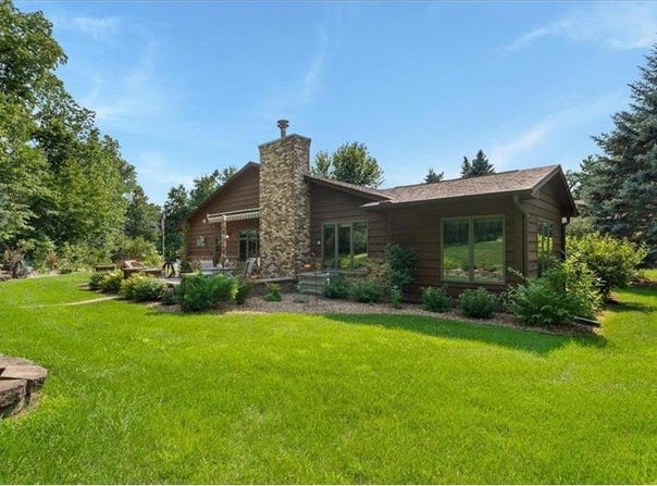 2703 Le Homme Dieu View NE, Alexandria, MN 56308