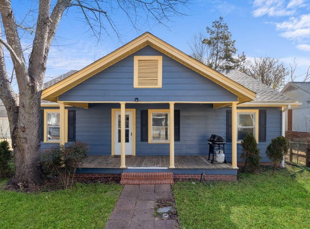 805 S 11th Street, Lillington, NC 27546