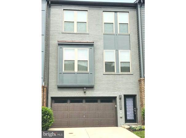 9925 HOPKINS Loop, MANASSAS, VA 20110