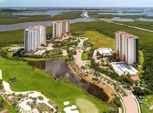 1050 BORGHESE unit: 906, Naples, FL 34114