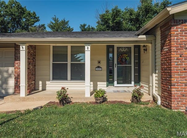 15451 Duxbury Way, Chesterfield, MO 63017
