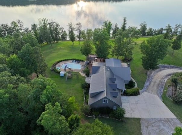 410 CR 261 Rd, Iuka, MS 38852