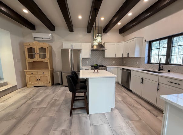 535 Hillside Avenue, Santa Fe, NM 87501
