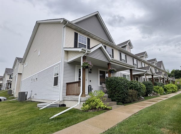 645 Newport Place, Norwalk, IA 50211