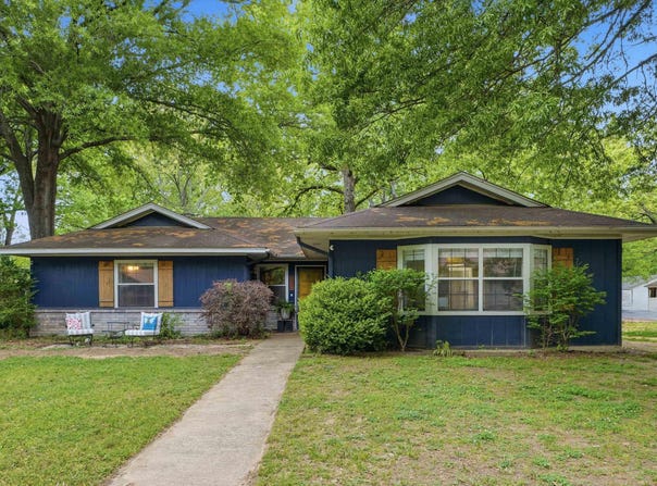 2013 Creekwood, Conway, AR 72032