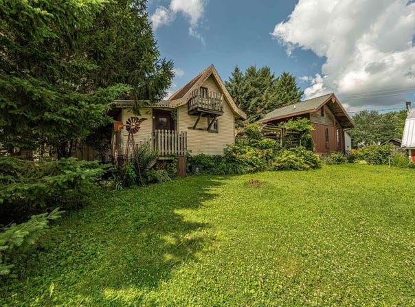 303 A-b Main Street, Hollandale, WI 53544