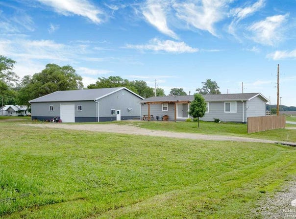 2321 Center Detroit Street, Abilene, KS 67410