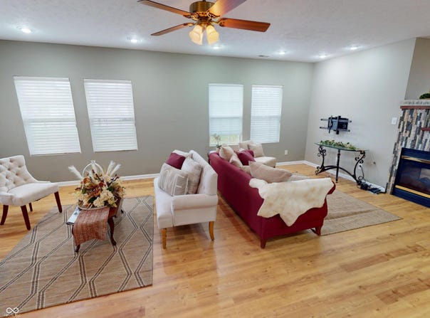 5180 Dunewood Way, Avon, IN 46123