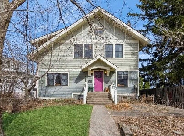 918 E Washington St, IowaCity, IA 52240