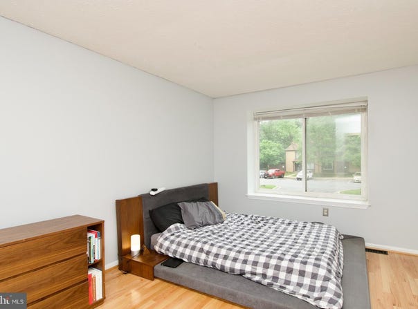 7313 SPLIT RAIL LANE, LAUREL, MD 20707
