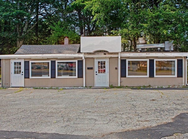 165 Massachusetts Ave, Lunenburg, MA 01462