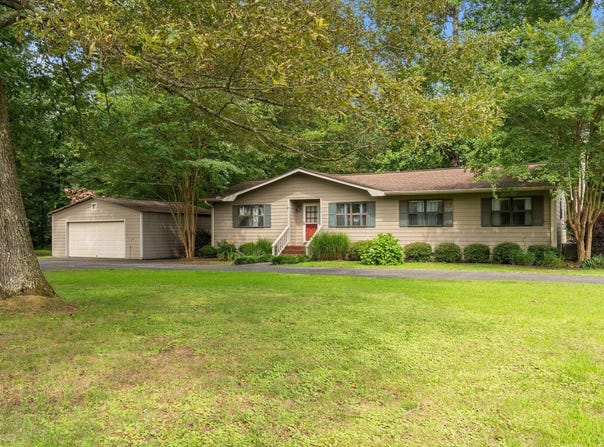 136 Atnip Drive, Scottsboro, AL 35769