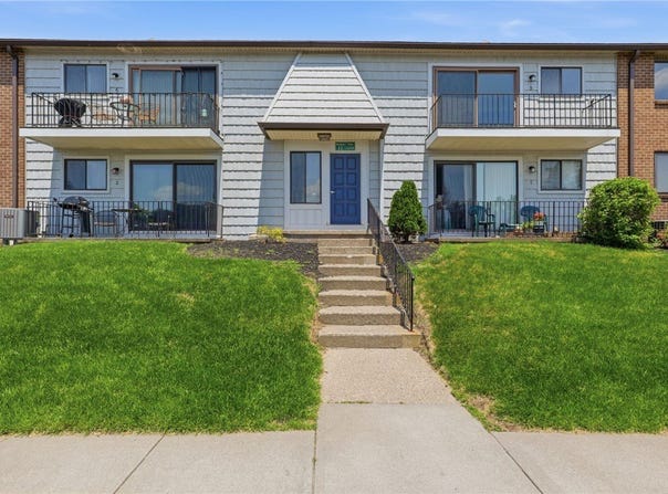 11 High Gate, Fairport, NY 14450