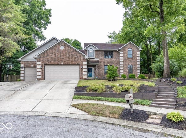 9406 Ridgecreek Court, Indianapolis, IN 46256