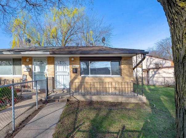 11534 S Peoria Street, Chicago, IL 60643