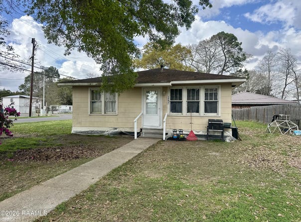 1750 W Peach Avenue, Eunice, LA 70535