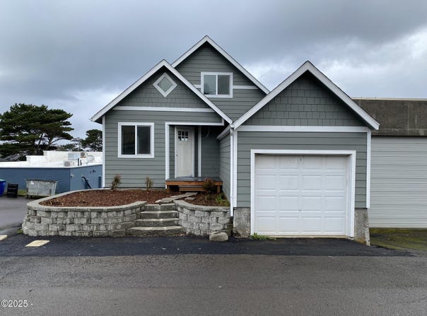 1333 NE Keel Avenue, Lincoln City, OR 97367