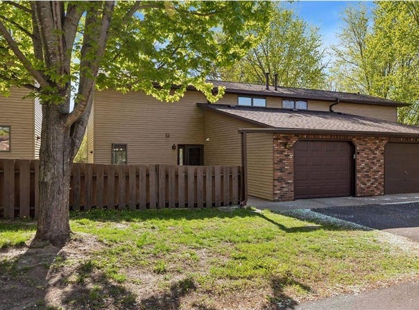 434 E 11th Street, New Richmond, WI 54017