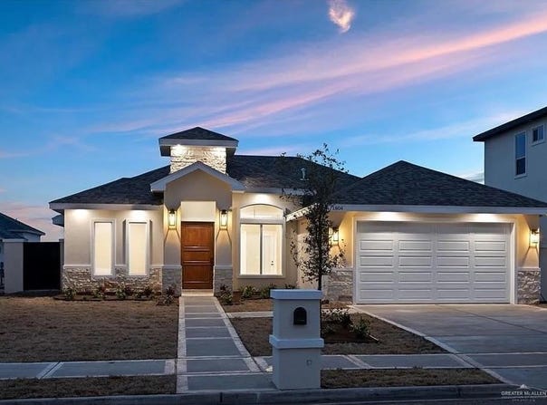 1804 Lago Michigan, Edinburg, TX 78542