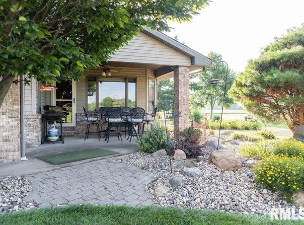 23179 N ARROW Road, Cuba, IL 61427