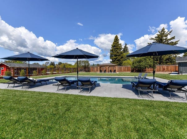20647 Pueblo Avenue, Sonoma, CA 95476
