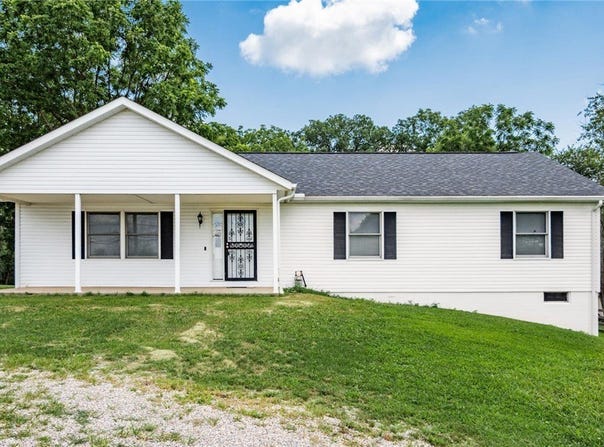650 Pleasant Grove Road, Zanesville, OH 43701