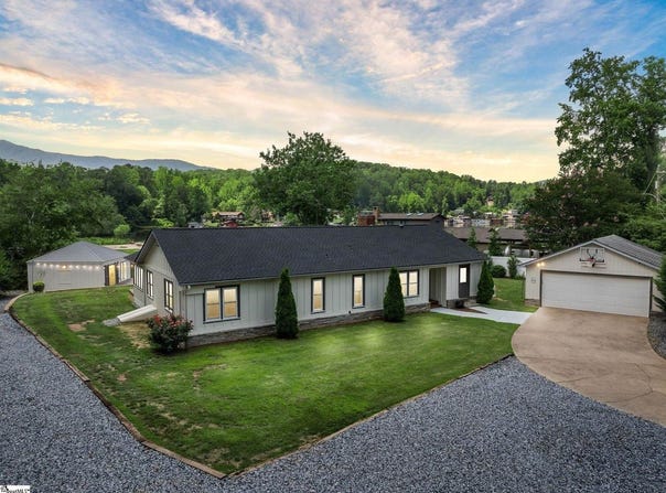 1326 East Lakeshore, Landrum, SC 29356
