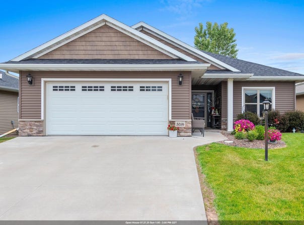 5036 N MILKWEED Trail, APPLETON, WI 54913