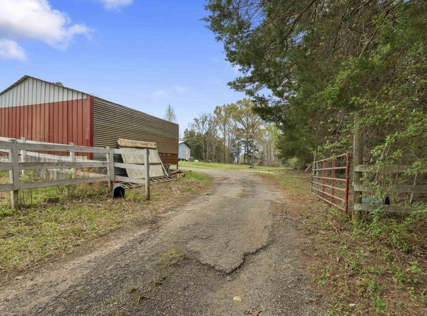 2482 Old Douglass Road, Winnsboro, SC 29180-7799