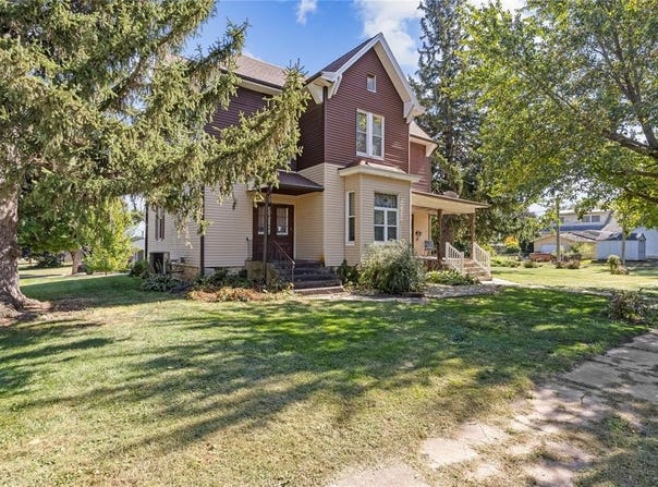910 Meridian, Tipton, IA 52772