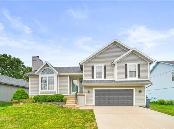 19232 W 161st Street, Olathe, KS 66062