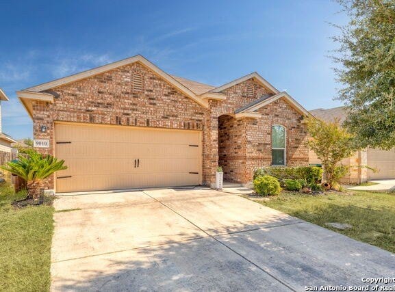 9010 Bowen Br, San Antonio, TX 78254