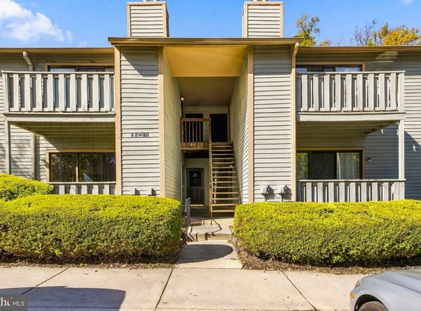 105 WOODHOLLOW Drive, MARLTON, NJ 08053