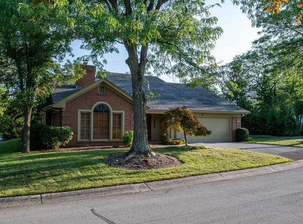 2805 Little River Run, Fort Wayne, IN 46804