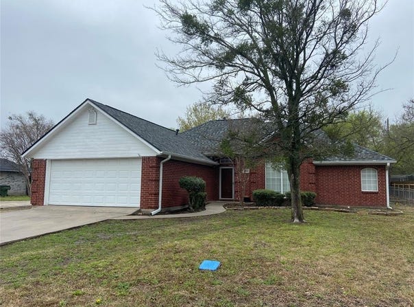 1102 N Main Street, Leonard, TX 75452