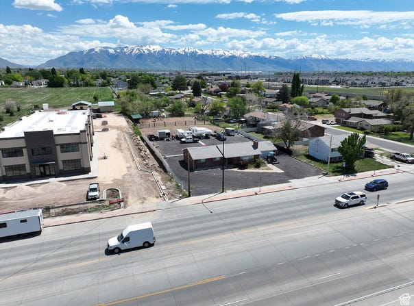 39 S 2000 W, West Point, UT 84015