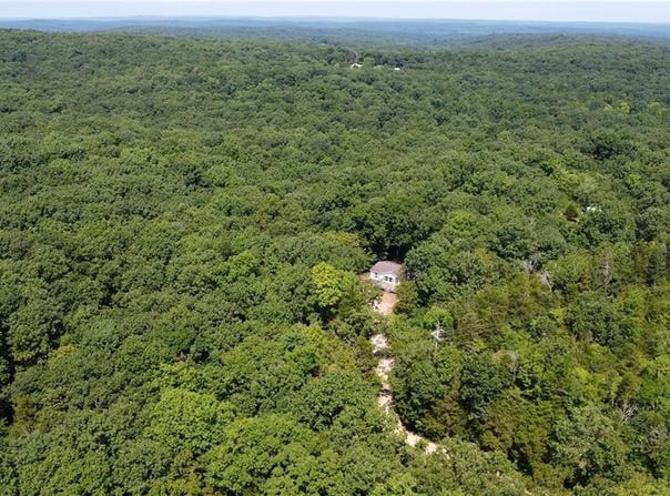 10021 Bugle Rd, Cadet, MO 63630
