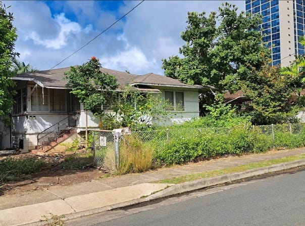 1140 Elm Street, Honolulu, HI 96814