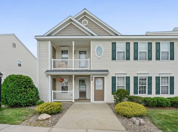 43 Morning Glory Way, Schenectady, NY 12306