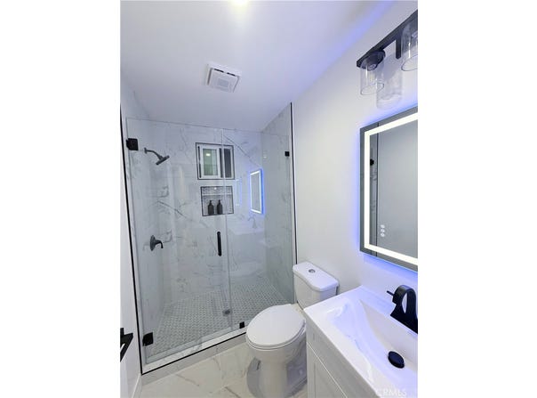 7935 Cleon, Sun Valley, CA 91352