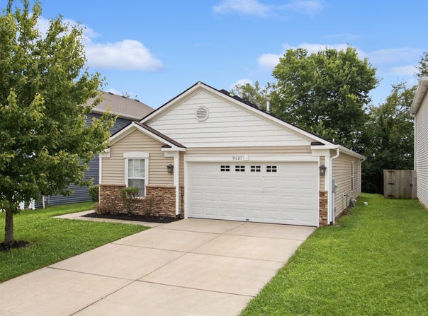 9621 W Stargazer, Pendleton, IN 46064