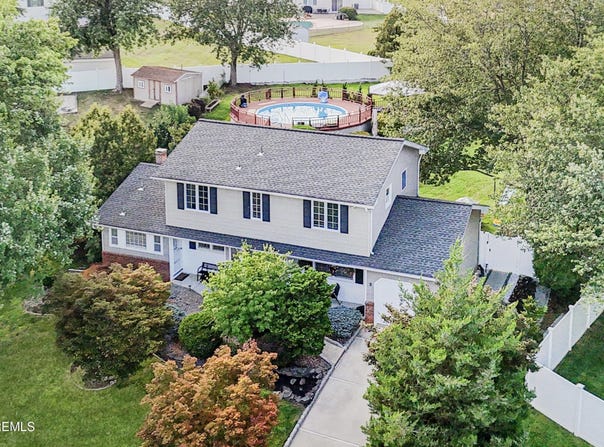 3 Hyannis Drive, Old Bridge, NJ 08857